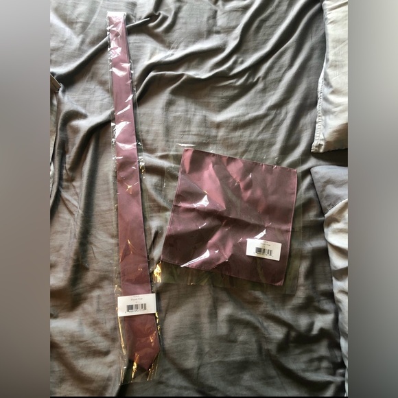 After Six Other - Tie and pocket square set